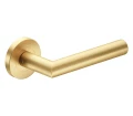 metal-bud-klamka-nova-mosiadz-matowy-cieple-podlogi-1.jpg